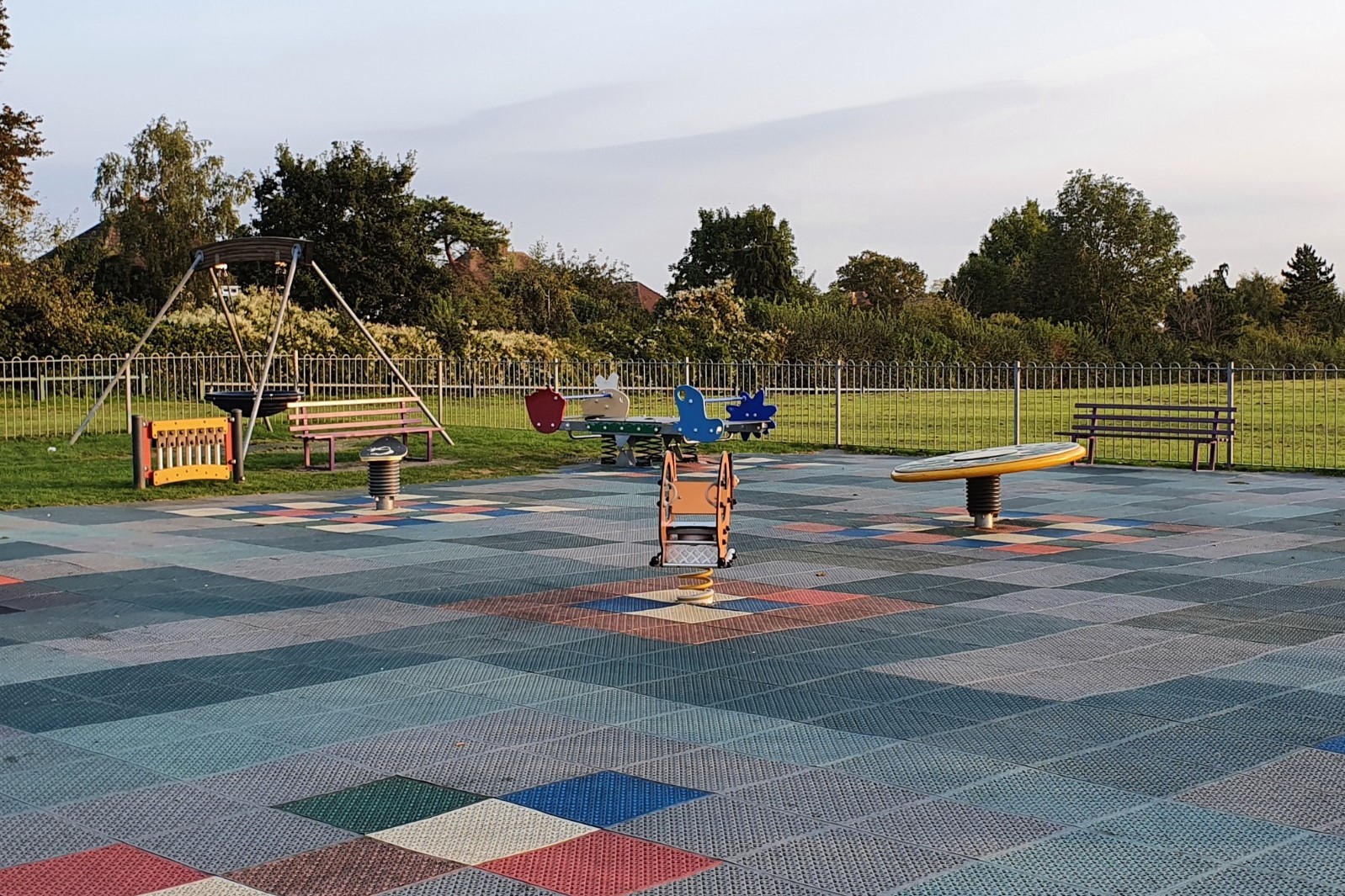 King V Play Area Cheltenham Rocks